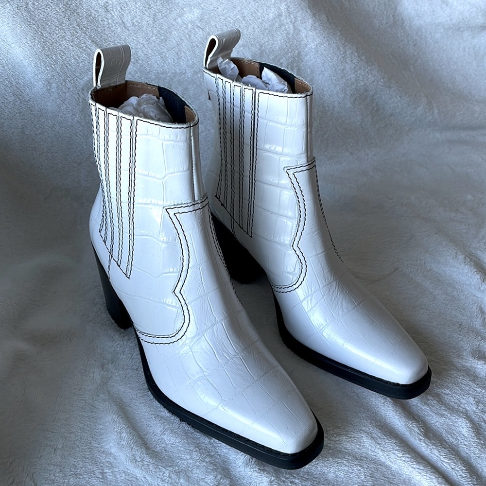 Gianni Croc Embossed Boots